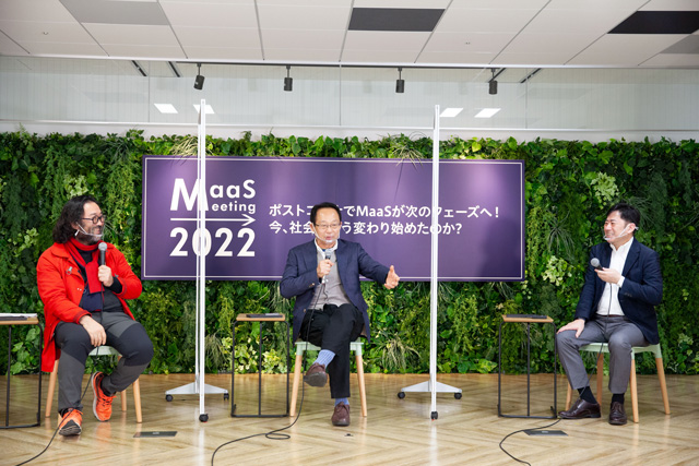 【スポーツ】トークセッション中（秘馬様×岡田様×村瀨社長）