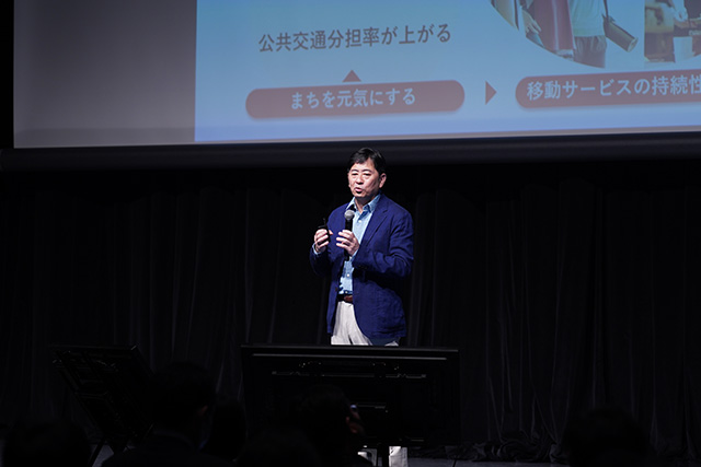 WILLER代表 村瀨茂高のオープニングでスタート
